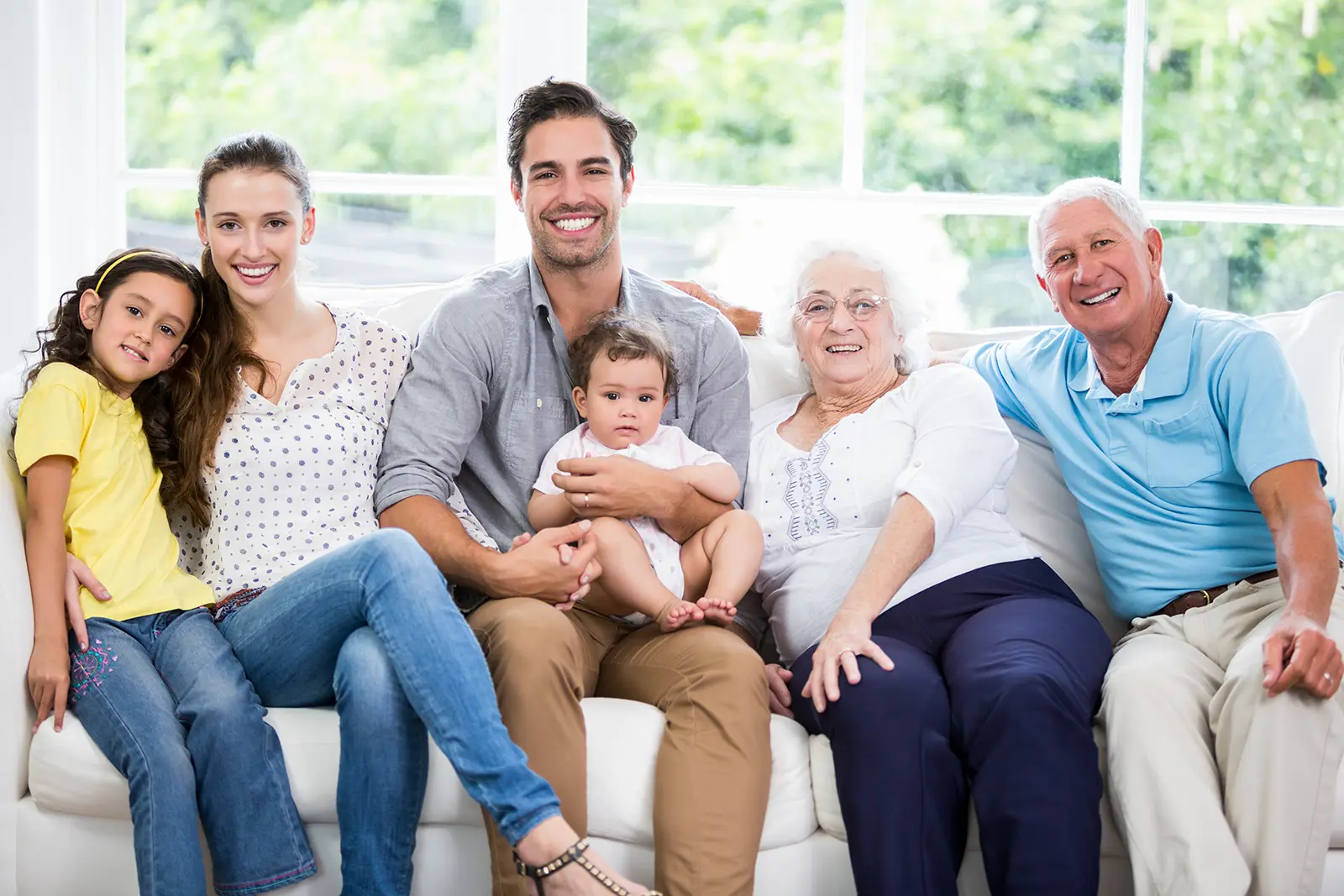 Cristian Di Bella - Versicherungsberatung - Drei Generationen einer Familie